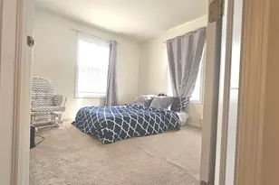 1268 Bradley Cir, Elgin, IL 60120 - Photo 17