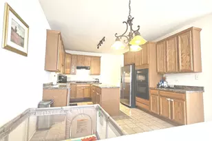 1268 Bradley Cir, Elgin, IL 60120 - Photo 11