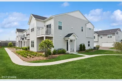 540 Comstock Road, South Elgin, IL 60177 - Photo 1