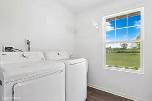 540 Comstock Rd, South Elgin, IL 60177 - Photo 19