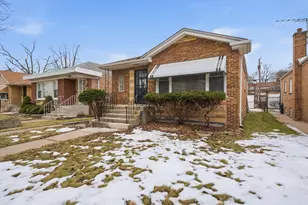 8846 S Dorchester Ave, Chicago, IL 60619 - Photo 1