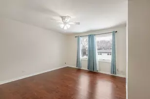 933 Columbia Ct, Carol Stream, IL 60188 - Photo 7