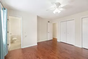 933 Columbia Ct, Carol Stream, IL 60188 - Photo 9