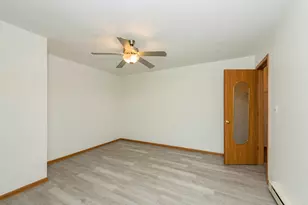 1371 Cunat Ct, Lake in the Hills, IL 60156 - Photo 13