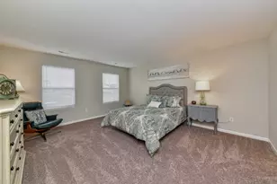 1259 Comiskey Ave, North Aurora, IL 60542 - Photo 9