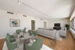 161 E Chicago Ave, Chicago, IL 60611 - Photo 3