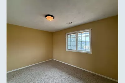 1211 48th Avenue #31, East Moline, IL 61244 - Photo 11