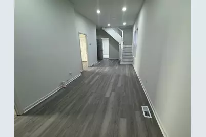 11333 S Edbrooke Avenue, Chicago, IL 60628 - Photo 3