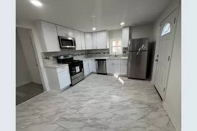 11333 S Edbrooke Avenue, Chicago, IL 60628 - Photo 7