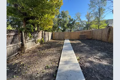 11333 S Edbrooke Avenue, Chicago, IL 60628 - Photo 23