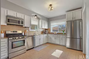 3248 N Newcastle Ave, Chicago, IL 60634 - Photo 9