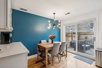 1627 W Belle Plaine Avenue, Chicago, IL 60613 - Photo 9