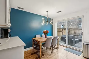 1627 W Belle Plaine Ave, Chicago, IL 60613 - Photo 9