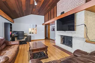 3215 Rural St, Rockford, IL 61107 - Photo 9