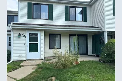 425 Harrison Court, Vernon Hills, IL 60061 - Photo 1