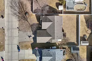 720 Cypress Dr, Colona, IL 61241 - Photo 37