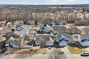 720 Cypress Dr, Colona, IL 61241 - Photo 31