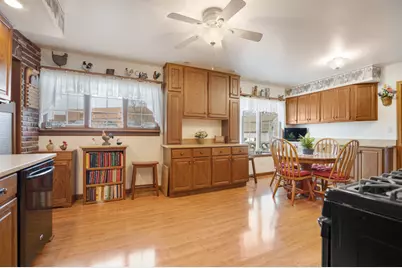 613 Tanglewood Drive, Streamwood, IL 60107 - Photo 5