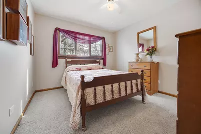 613 Tanglewood Drive, Streamwood, IL 60107 - Photo 13