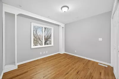 936 Hawthorne Drive, Crystal Lake, IL 60014 - Photo 17