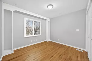 936 Hawthorne Dr, Crystal Lake, IL 60014 - Photo 17