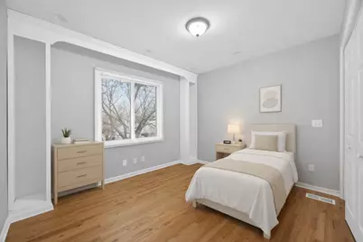 936 Hawthorne Drive, Crystal Lake, IL 60014 - Photo 5