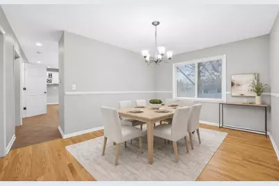 936 Hawthorne Drive, Crystal Lake, IL 60014 - Photo 3