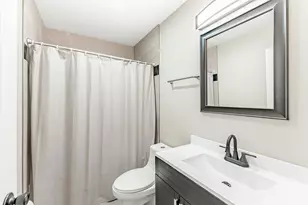 1006 Summit St, Joliet, IL 60435 - Photo 13