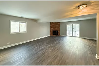 4490 Capstan Drive, Hoffman Estates, IL 60192 - Photo 7