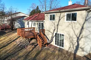 4490 Capstan Dr, Hoffman Estates, IL 60192 - Photo 27