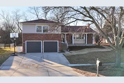 4490 Capstan Drive, Hoffman Estates, IL 60192 - Photo 1