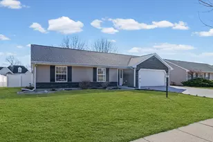 707 Bluestem Dr, Saint John, IL 61873 - Photo 3