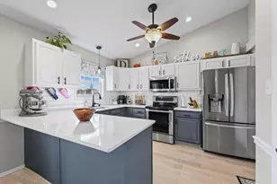 707 Bluestem Dr, Saint John, IL 61873 - Photo 11