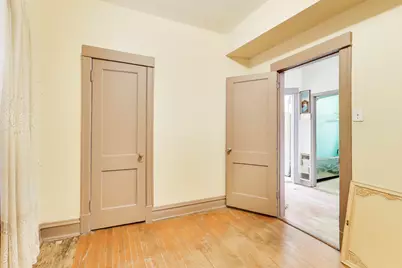 3829 W Gladys Avenue, Chicago, IL 60624 - Photo 19