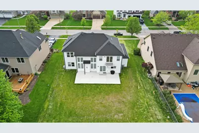 413 N Sycamore Lane, North Aurora, IL 60542 - Photo 37