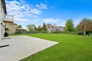 413 N Sycamore Ln, North Aurora, IL 60542 - Photo 37