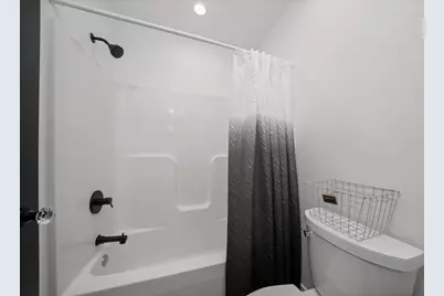 413 N Sycamore Lane, North Aurora, IL 60542 - Photo 33