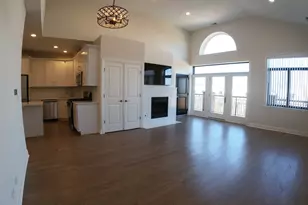 1701 W Chicago Ave, Chicago, IL 60622 - Photo 3