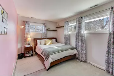 119 Lake Drive, Lake in the Hills, IL 60156 - Photo 9