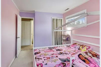 119 Lake Drive, Lake in the Hills, IL 60156 - Photo 13