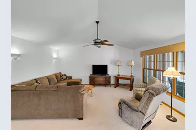 623 Hampshire Drive, Hampshire, IL 60140 - Photo 11