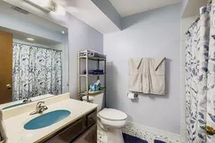 517 E Weathersfield Way, Schaumburg, IL 60193 - Photo 17