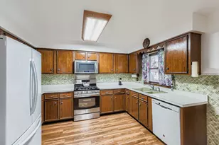 517 E Weathersfield Way, Schaumburg, IL 60193 - Photo 7