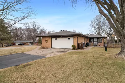 7605 Meander Drive, Rockford, IL 61107 - Photo 3
