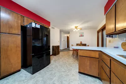 7605 Meander Drive, Rockford, IL 61107 - Photo 15