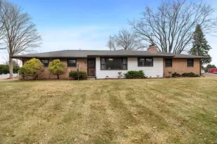 7605 Meander Dr, Rockford, IL 61107 - Photo 1
