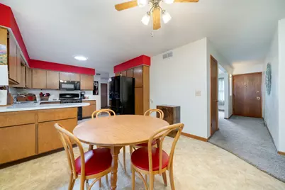 7605 Meander Drive, Rockford, IL 61107 - Photo 17