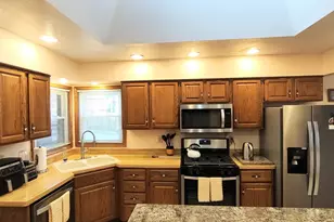 1811 Oregon Ave, Rockford, IL 61108 - Photo 19