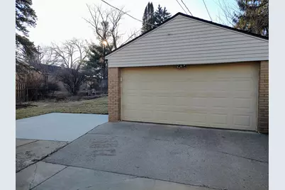 1811 Oregon Avenue, Rockford, IL 61108 - Photo 5