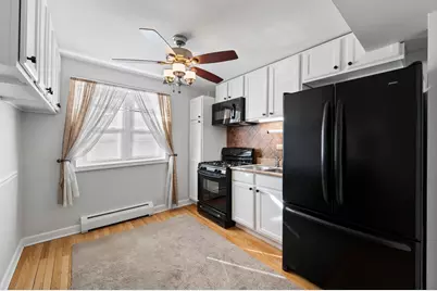 6835 N Seeley Avenue #1J, Chicago, IL 60645 - Photo 9